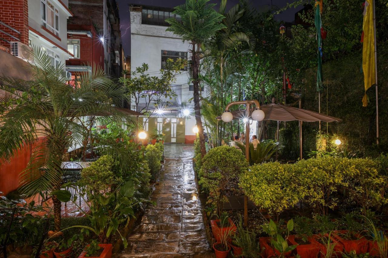 Hotel Sekai Kathmandu Esterno foto