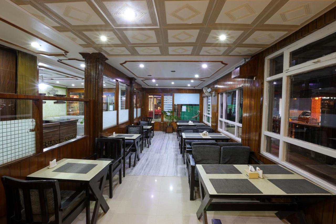 Hotel Sekai Kathmandu Esterno foto