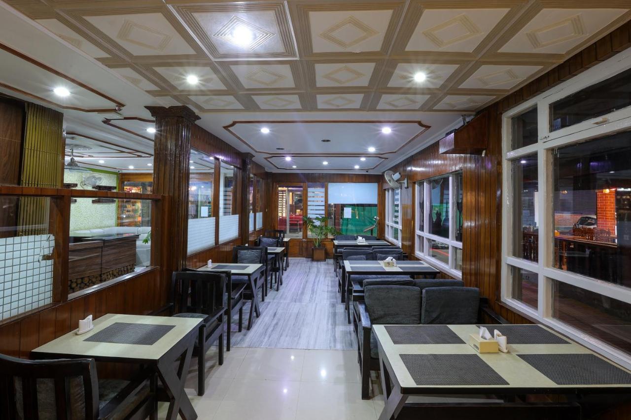 Hotel Sekai Kathmandu Esterno foto