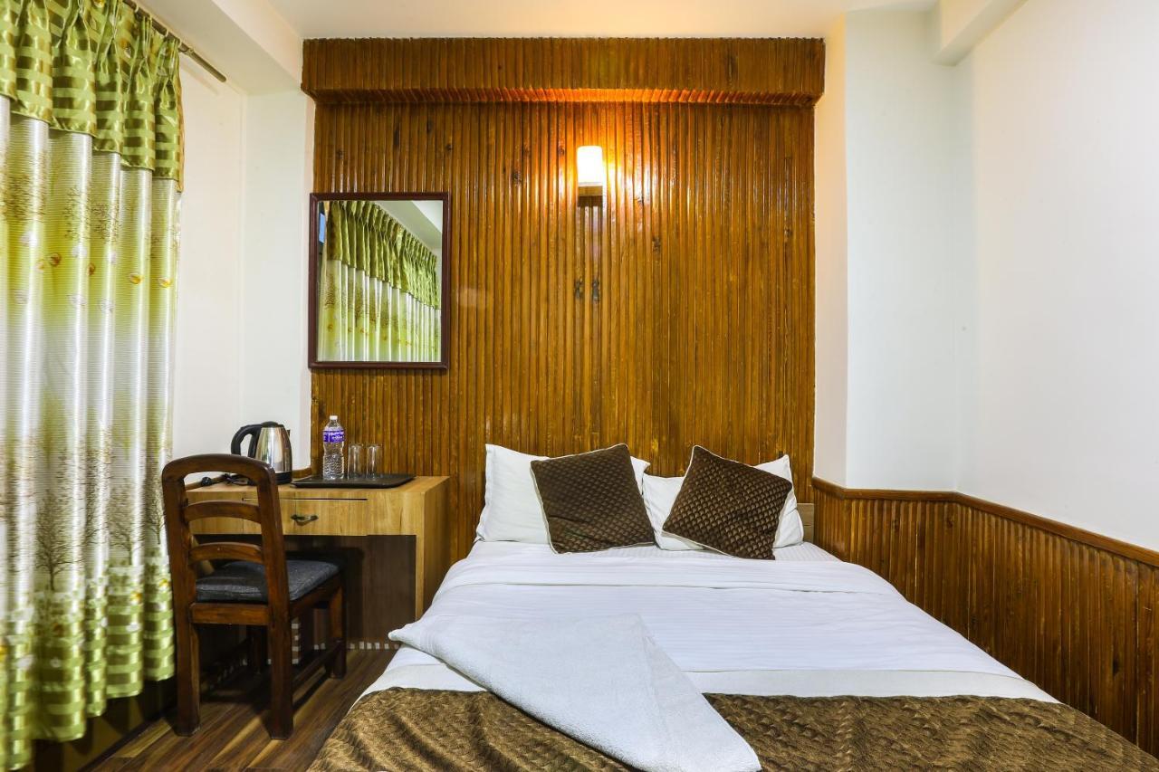 Hotel Sekai Kathmandu Esterno foto