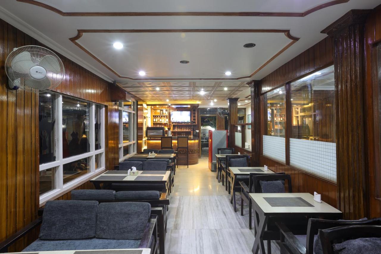 Hotel Sekai Kathmandu Esterno foto